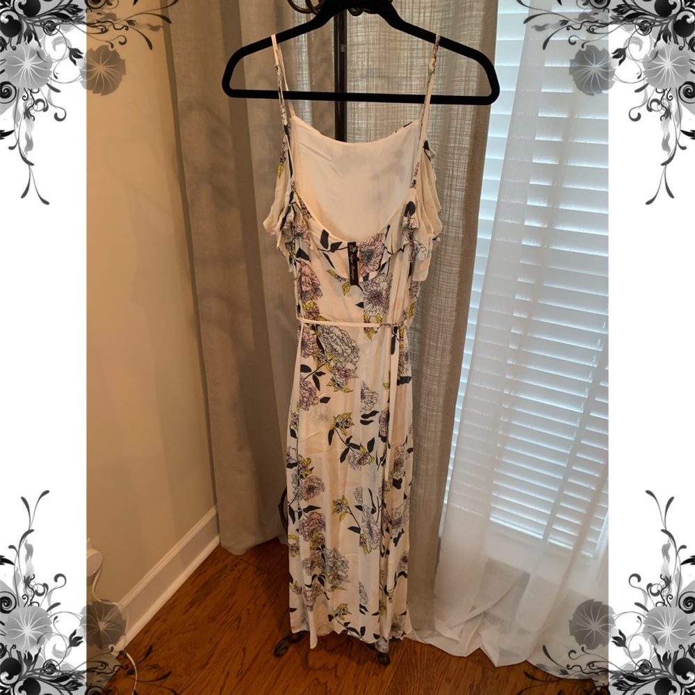 3/$30 NWT Honey Belle dress flowered strap dress med - Picture 6 of 11